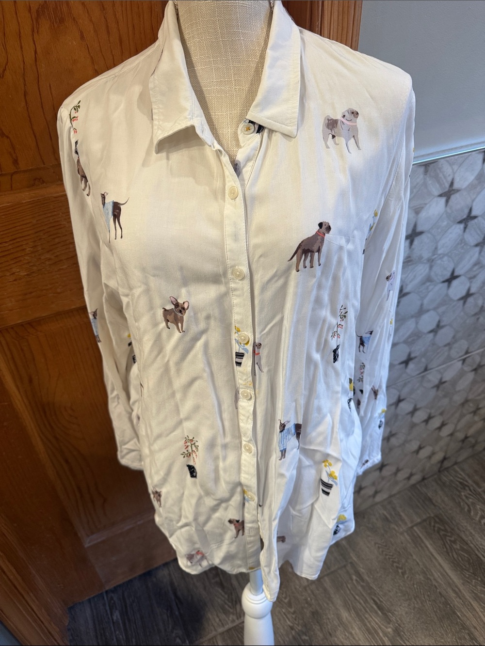 Joules White Button-Up Blouse with Dog Print